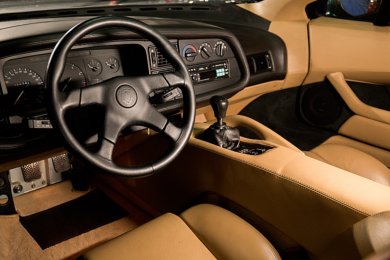 1993 Jaguar XJ220 iriac Collection