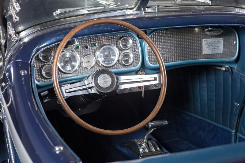 Auburn 852 Speedster Boattail