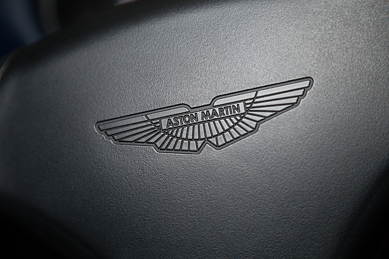 Aston Martin DB7  Vantage Volante
