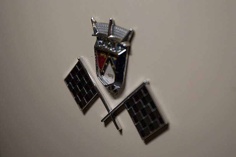 Ford Crestline Sunliner