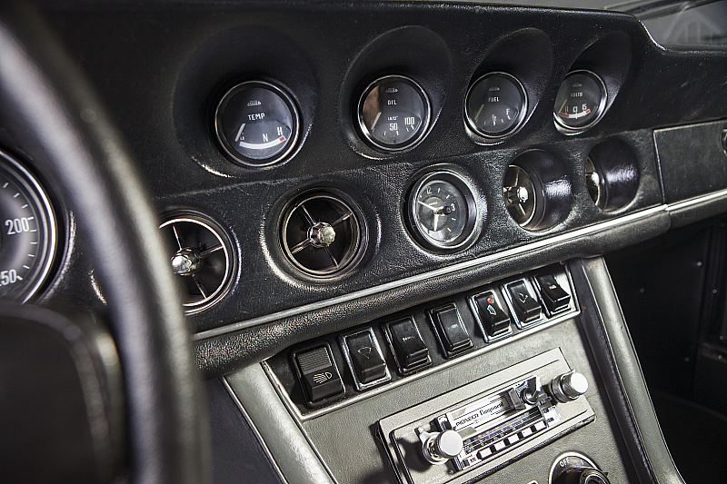 Jensen Interceptor III