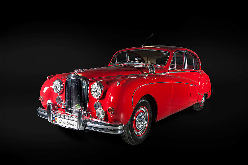 Jaguar MK IX